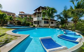 Precioso Condo de Playa Dos Dormitorios